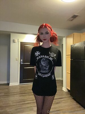 2cutelilith Nude Leaked Photo #2