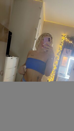 7mollyymae Nude Leaked Photo #15