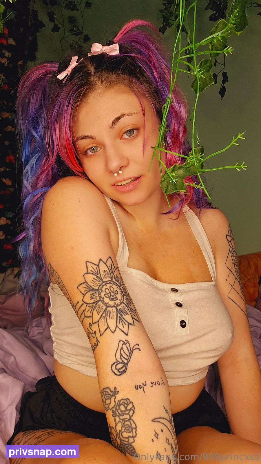 999princxss (ᴘʀɪɴᴄxꜱꜱ) Nude Leaked Photo #5