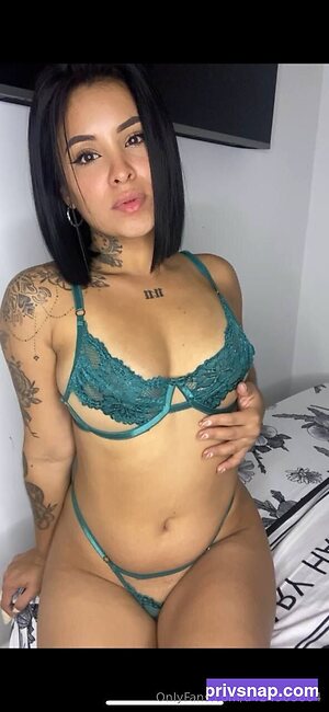 a-gel Nude Leaked Photo #28