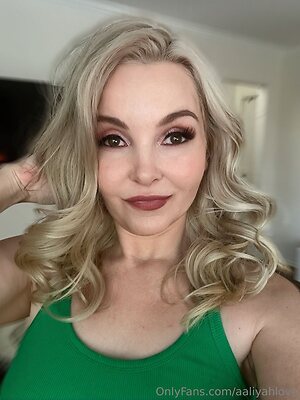 aaliyahlove Nude Leaked Photo #7