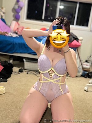 abbeyygwenn Nude Leaked Photo #12