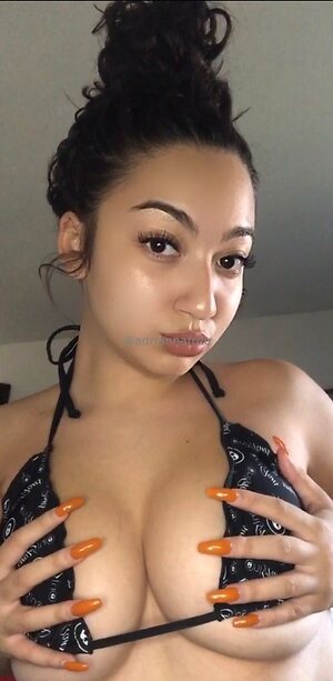 adriannafree Nude Leaked Photo #3