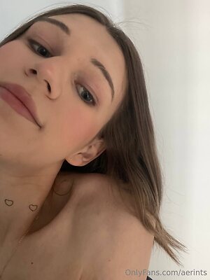 aerints Nude Leaked Photo #4