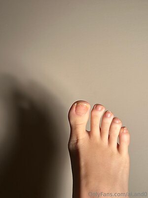 ai and0 Nude Leaked Photo #13