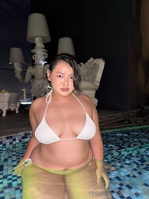 aikoow Nude Leaked Photo #12
