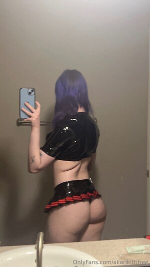 akarikittifree Nude Leaked Photo #8