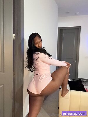 akeylamarie Nude Leaked Photo #31