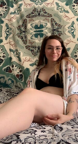 alaskamilk Nude Leaked Photo #16