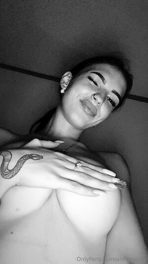 alefreeonly Nude Leaked Photo #7