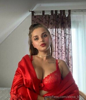 alexa bens Nude Leaked Photo #30