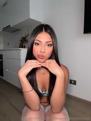 alexandraboofreepage Nude Leaked Photo #13