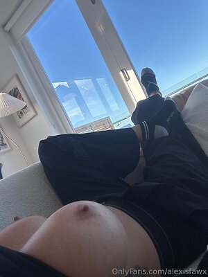 alexisfawx Nude Leaked Photo #38