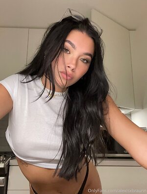 alexisxbraunn Nude Leaked Photo #12