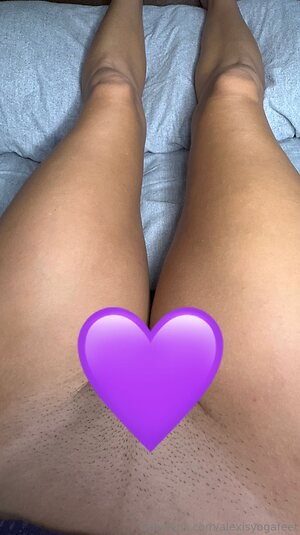 alexisyogafeet Nude Leaked Photo #22