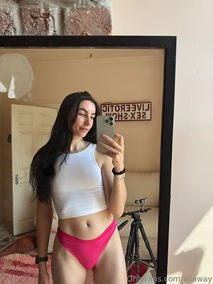 aliaway Nude Leaked Photo #5