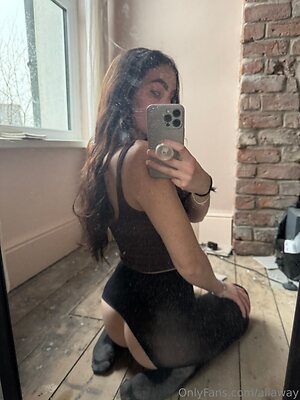 aliaway Nude Leaked Photo #18