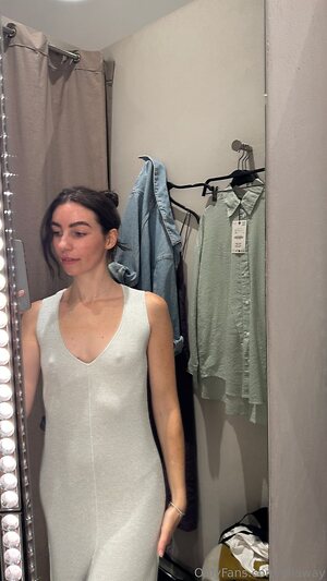 aliaway Nude Leaked Photo #31