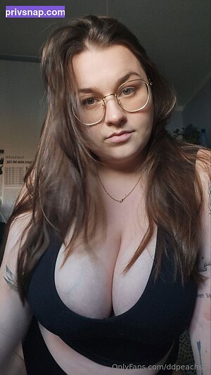 alicecinnabuns Nude Leaked Photo #24