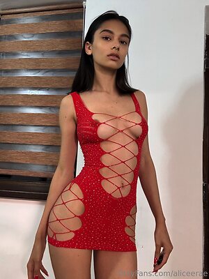 aliceerae Nude Leaked Photo #15