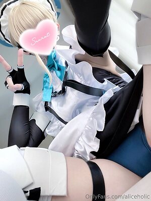 aliceholic Nude Leaked Photo #2