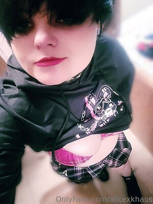 alicexkhaos Nude Leaked Photo #35