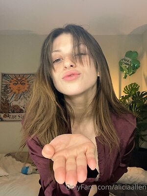 aliciaallen Nude Leaked Photo #35