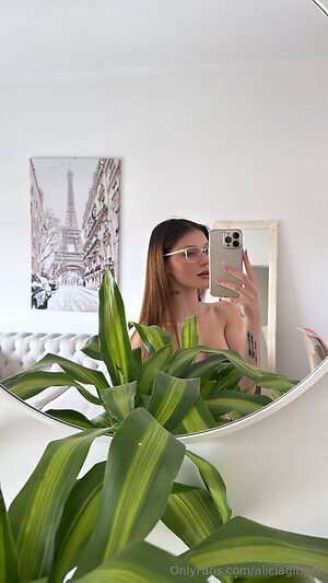 aliciaginger Nude Leaked Photo #11