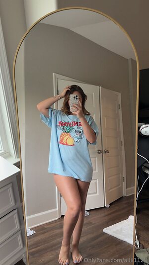 aliii1123 Nude Leaked Photo #16