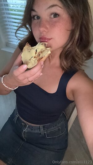 aliii1123 Nude Leaked Photo #30