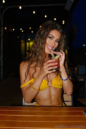 alilee Nude Leaked Photo #44