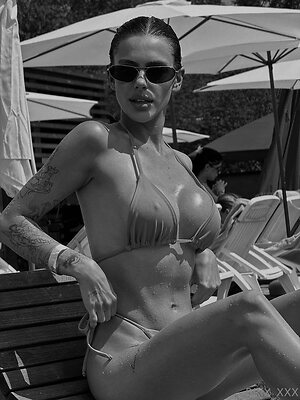 alinamorettixxx Nude Leaked Photo #7