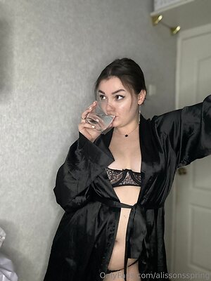 alissonsspring Nude Leaked Photo #5