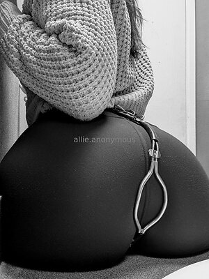allie anonymous Nude Leaked Photo #8