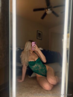 allison mercer Nude Leaked Photo #26