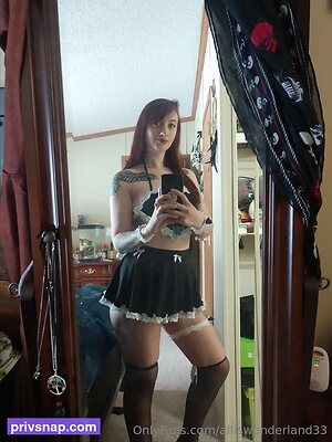 alliswonderland33 Nude Leaked Photo #32
