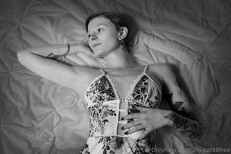 ally-cat96free Nude Leaked Photo #13