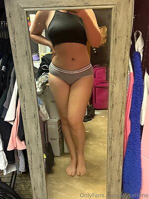 allycehime Nude Leaked Photo #29