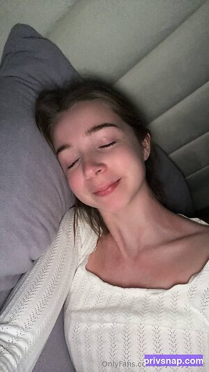 allymayyrose Nude Leaked Photo #30