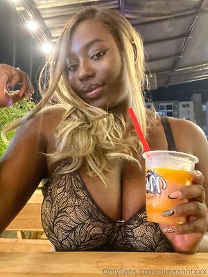 almaahotxxx Nude Leaked Photo #33
