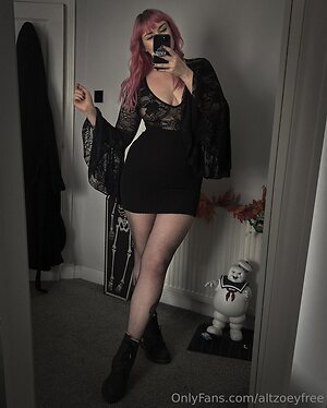 altzoeyfree Nude Leaked Photo #9