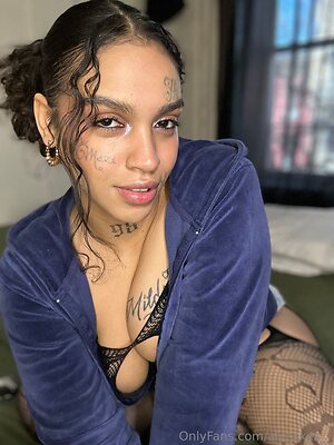 alycakes   Nude Leaked Photo #20