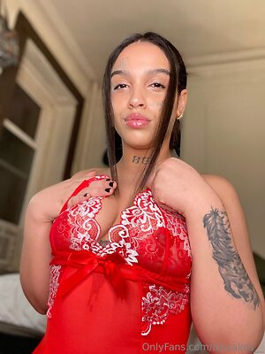 alycakes   Nude Leaked Photo #33