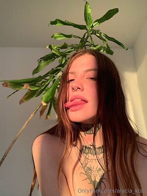 alycia kiss Nude Leaked Photo #12