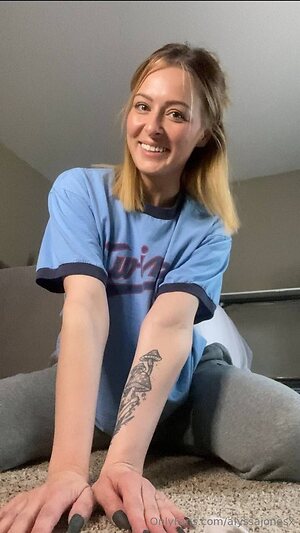 alyssajonesx Nude Leaked Photo #29