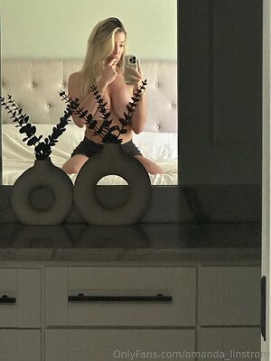 amanda linstrom
