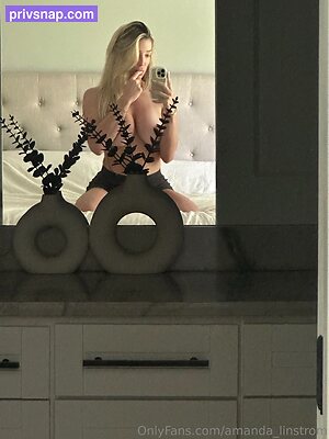 amanda linstrom Nude Leaked Photo #18