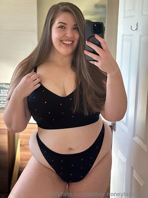 amber honeybunnfree Nude Leaked Photo #2