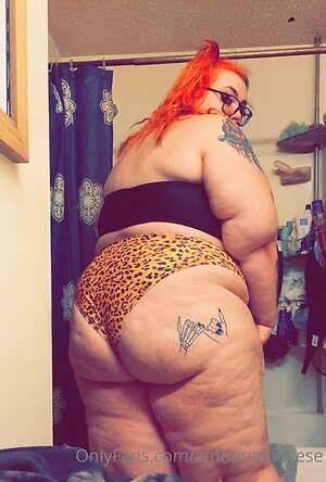 ambergenovese Nude Leaked Photo #19