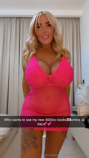 ambermayy Nude Leaked Photo #28